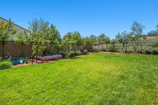 7375 Elk Run Way, Moorpark, CA 93021 - Photo 42