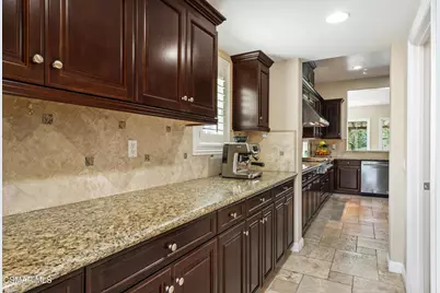 7375 Elk Run Way, Moorpark, CA 93021 - Photo 16