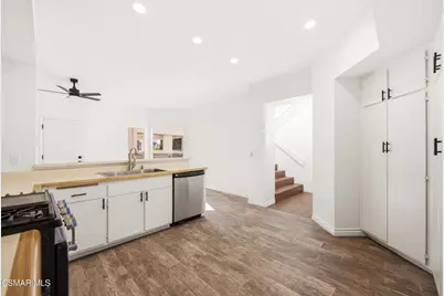 4898 Elderberry Avenue, Moorpark, CA 93021 - Photo 22