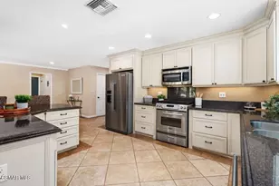 23805 Mobile St, West Hills, CA 91307 - Photo 6