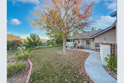 24525 Desert Avenue, Newhall, CA 91321 - Photo 60