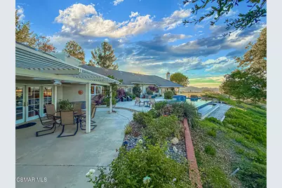 24525 Desert Avenue, Newhall, CA 91321 - Photo 28