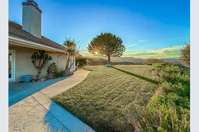 24525 Desert Avenue, Newhall, CA 91321 - Photo 66