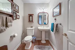 24525 Desert Ave, Newhall, CA 91321 - Photo 16