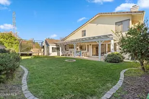 23503 Via Decano, Valencia, CA 91355 - Photo 16