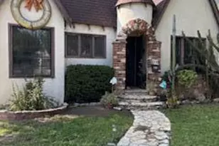 7435 Jordan Ave, Canoga Park, CA 91303 - Photo 10