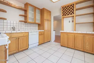 7908 Via Magdalena, Burbank, CA 91504 - Photo 6