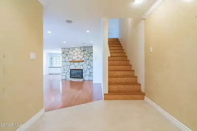 7908 Via Magdalena, Burbank, CA 91504 - Photo 8