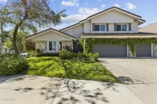 29100 Oakpath Dr, Agoura Hills, CA 91301 - Photo 2