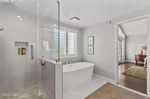 29100 Oakpath Dr, Agoura Hills, CA 91301 - Photo 24