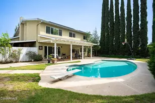 105 Smoke Tree Ave, Oak Park, CA 91377 - Photo 28