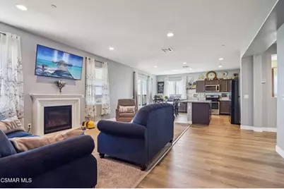 2016 Via Vida Feliz Avenue, Rosamond, CA 93560 - Photo 10