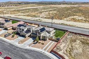 2016 Via Vida Feliz Ave, Rosamond, CA 93560 - Photo 34