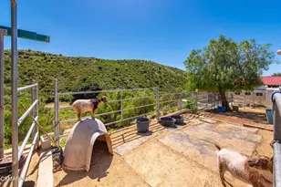 1208 Rambling Rd, Simi Valley, CA 93065 - Photo 58