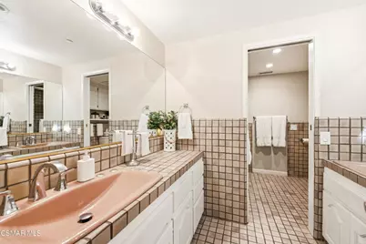 1208 Rambling Road, Simi Valley, CA 93065 - Photo 22