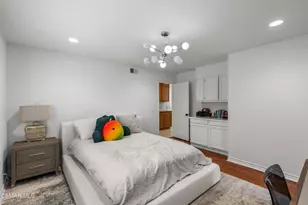 5045 Wagner Way, Oak Park, CA 91377 - Photo 38