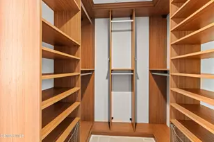 1055 Barrow Ct, Westlake Village, CA 91361 - Photo 30