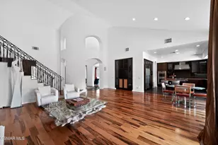 9651 Sagebrush Ave, Chatsworth, CA 91311 - Photo 32