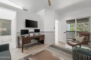 5473 Spanish Oak Ln, Oak Park, CA 91377 - Photo 8