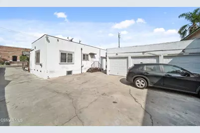 9206 Hoover Street, Los Angeles, CA 90044 - Photo 10
