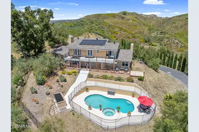 3166 Sycamore Drive, Simi Valley, CA 93065 - Photo 2