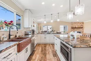 817 N Calle La Sombra, Camarillo, CA 93010 - Photo 16