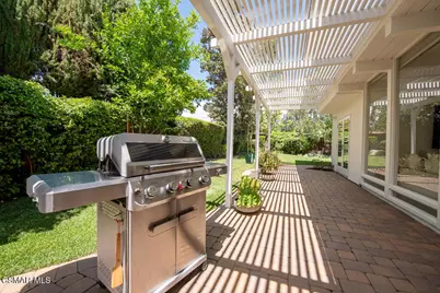 2339 E Meadowland Court, Westlake Village, CA 91361 - Photo 36