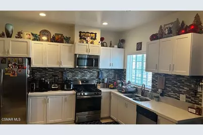 1755 Heywood Street #203, Simi Valley, CA 93065 - Photo 2