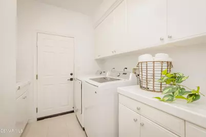 861 Alexandra Court, Oak Park, CA 91377 - Photo 20
