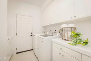 861 Alexandra Ct, Oak Park, CA 91377 - Photo 20