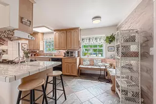 1460 Vaquero Dr, Simi Valley, CA 93065 - Photo 6