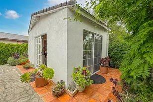 1460 Vaquero Dr, Simi Valley, CA 93065 - Photo 8