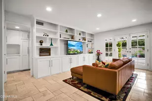 217 Parkview Dr, Oak Park, CA 91377 - Photo 20