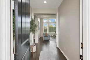 13676 Shenandoah Way, Moorpark, CA 93021 - Photo 2