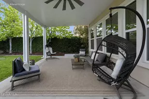 13676 Shenandoah Way, Moorpark, CA 93021 - Photo 38