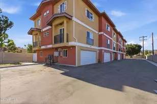 1740 Patricia Ave, Simi Valley, CA 93065 - Photo 2