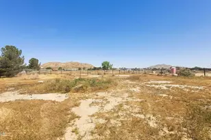 15707 Lanfair Ave, Lancaster, CA 93535 - Photo 24