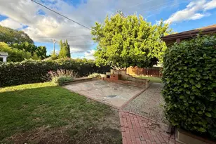 7002 Aura Ave, Reseda, CA 91335 - Photo 8
