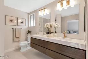 23275 Park Ensenada, Calabasas, CA 91302 - Photo 22