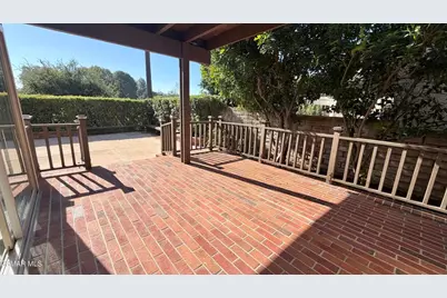 23275 Park Ensenada, Calabasas, CA 91302 - Photo 32