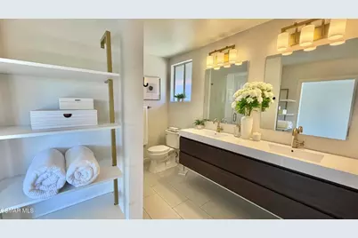23275 Park Ensenada, Calabasas, CA 91302 - Photo 16