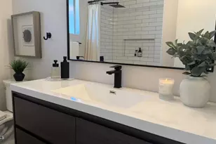 23275 Park Ensenada, Calabasas, CA 91302 - Photo 24