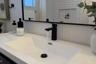 23275 Park Ensenada, Calabasas, CA 91302 - Photo 26