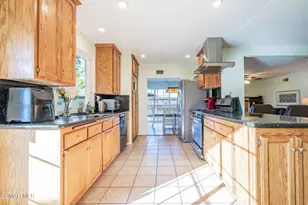 1717 Wade Cir, Simi Valley, CA 93065 - Photo 14