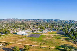 1718 Sinaloa Rd, Simi Valley, CA 93065 - Photo 40