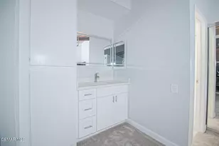 5460 White Oak Ave, Encino, CA 91316 - Photo 18