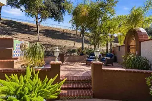119 Forrester Ct, Simi Valley, CA 93065 - Photo 50
