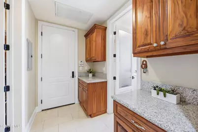 3490 Trego Court, Simi Valley, CA 93065 - Photo 38