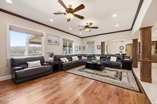 3490 Trego Ct, Simi Valley, CA 93065 - Photo 20