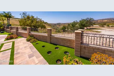 3490 Trego Court, Simi Valley, CA 93065 - Photo 46